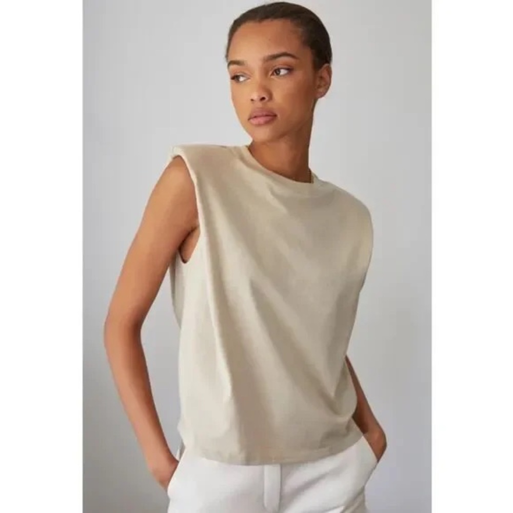 Aritzia Babaton Shoulder Pad Tank